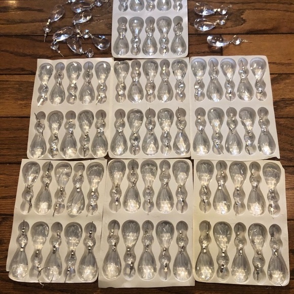 Listing Updated! Gorgeous Teardrop Crystal Pendant - Picture 7 of 8